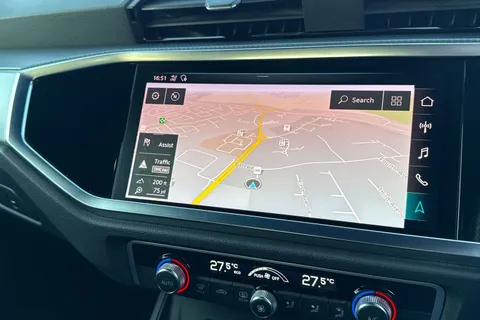 DE70MYH Audi Q3 S line 35 TDI quattro 150 PS 6-speed Thumbnail #37