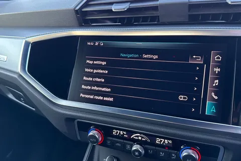 DE70MYH Audi Q3 S line 35 TDI quattro 150 PS 6-speed Thumbnail #38