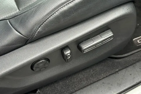 27 of 61 for Honda CR-V 2.0 h i-MMD EX eCVT 4WD Euro 6 (s/s) 5dr