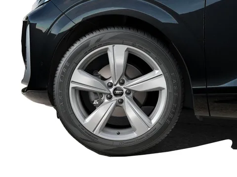 Audi Q3 1.5 TFSI S line S Tronic Euro 6 (s/s) 5dr Thumbnail #7