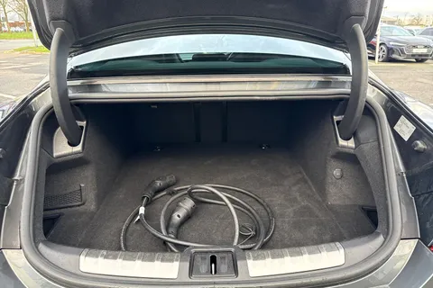 KF23DSZ Audi e-tron GT GT quattro 350,00 kW Thumbnail #8