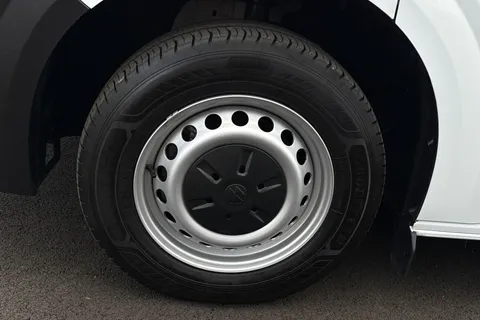 MF25HTP Volkswagen Transporter 2.0 TDI 110 Commerce Plus Van Thumbnail #8