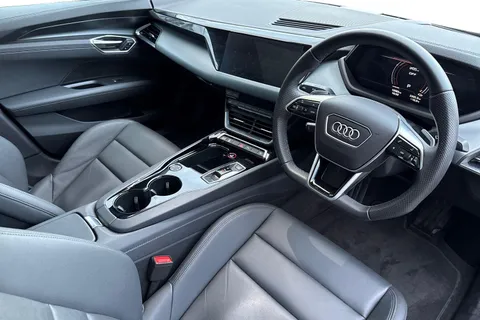 KF23DSZ Audi e-tron GT GT quattro 350,00 kW Thumbnail #15