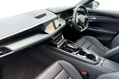 KF23DSZ Audi e-tron GT GT quattro 350,00 kW Thumbnail #16