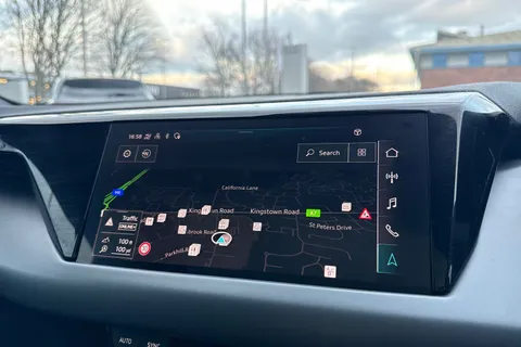 KF23DSZ Audi e-tron GT GT quattro 350,00 kW Thumbnail #18