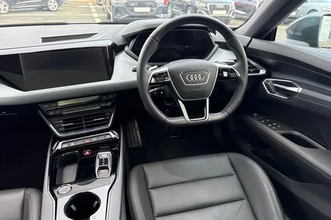 KF23DSZ Audi e-tron GT GT quattro 350,00 kW Thumbnail #19