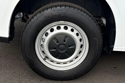 MF25HTP Volkswagen Transporter 2.0 TDI 110 Commerce Plus Van Thumbnail #24