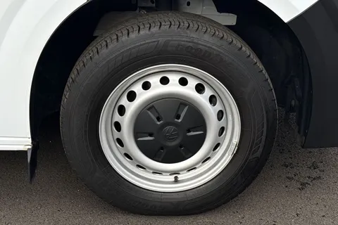 MF25HTP Volkswagen Transporter 2.0 TDI 110 Commerce Plus Van Thumbnail #25