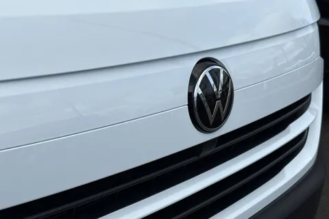 MF25HTP Volkswagen Transporter 2.0 TDI 110 Commerce Plus Van Thumbnail #28