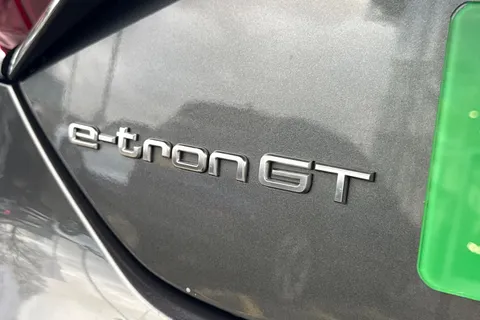 KF23DSZ Audi e-tron GT GT quattro 350,00 kW Thumbnail #29