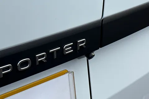 MF25HTP Volkswagen Transporter 2.0 TDI 110 Commerce Plus Van Thumbnail #32