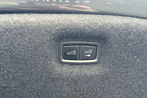 KF23DSZ Audi e-tron GT GT quattro 350,00 kW Thumbnail #38