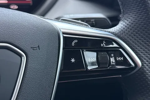 KF23DSZ Audi e-tron GT GT quattro 350,00 kW Thumbnail #41