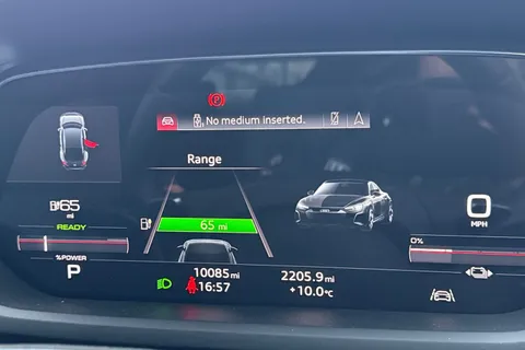 KF23DSZ Audi e-tron GT GT quattro 350,00 kW Thumbnail #43