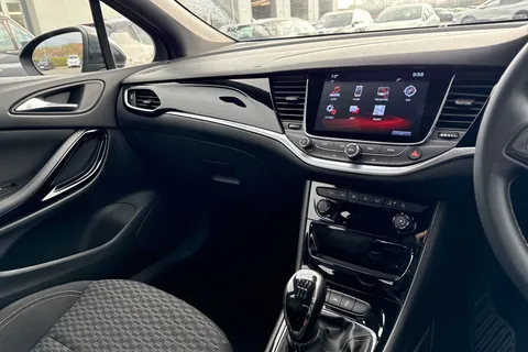 45 of 63 for Vauxhall Astra 1.6 CDTi ecoFLEX SRi Nav Euro 6 (s/s) 5dr