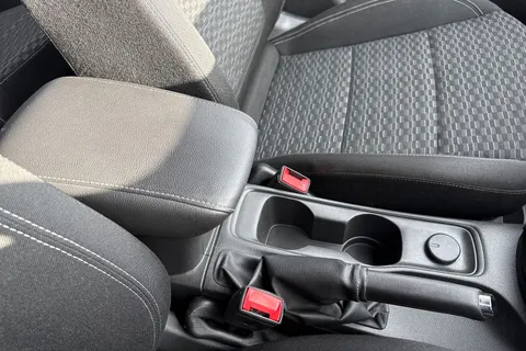 56 of 63 for Vauxhall Astra 1.6 CDTi ecoFLEX SRi Nav Euro 6 (s/s) 5dr