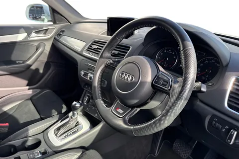 14 of 55 for Audi Q3 S line Edition 2.0 TFSI quattro 180 PS S tronic