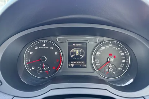 27 of 55 for Audi Q3 S line Edition 2.0 TFSI quattro 180 PS S tronic