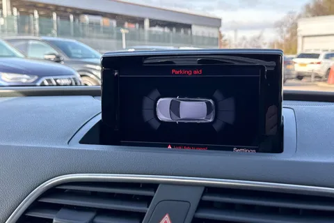 31 of 55 for Audi Q3 S line Edition 2.0 TFSI quattro 180 PS S tronic