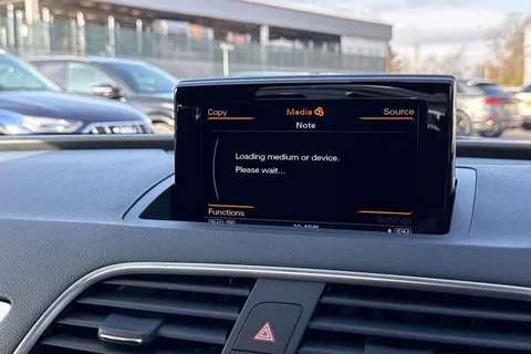 37 of 55 for Audi Q3 S line Edition 2.0 TFSI quattro 180 PS S tronic