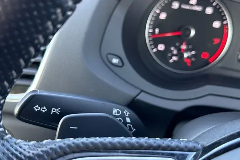 48 of 55 for Audi Q3 S line Edition 2.0 TFSI quattro 180 PS S tronic