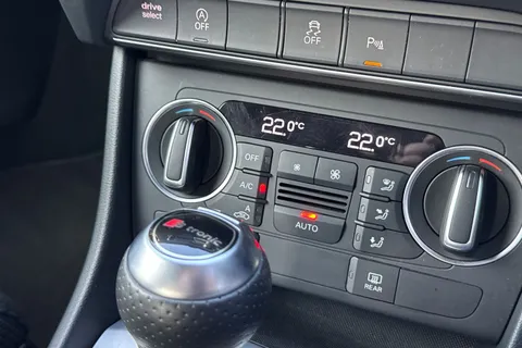 50 of 55 for Audi Q3 S line Edition 2.0 TFSI quattro 180 PS S tronic