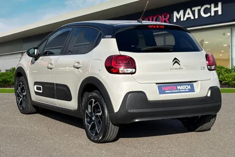 CX22TZW Citroën C3 1.2 PureTech Saint James Hatchback 5dr Petrol Manual Euro 6 (s/s) (83 ps) Thumbnail #3