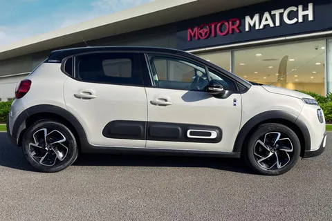CX22TZW Citroën C3 1.2 PureTech Saint James Hatchback 5dr Petrol Manual Euro 6 (s/s) (83 ps) Thumbnail #4