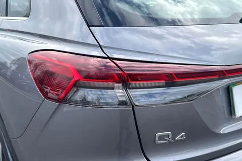 8 of 66 for Audi Q4 e-tron Q4 Sport 45 e-tron 210,00 kW