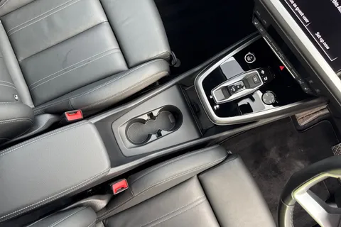 23 of 66 for Audi Q4 e-tron Q4 Sport 45 e-tron 210,00 kW