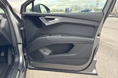 45 of 66 for Audi Q4 e-tron Q4 Sport 45 e-tron 210,00 kW