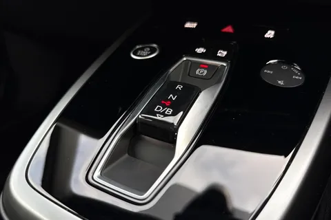 49 of 66 for Audi Q4 e-tron Q4 Sport 45 e-tron 210,00 kW