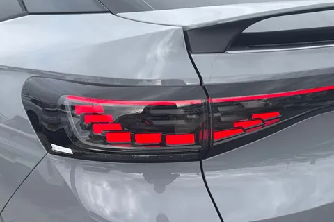 KM75OEZ Volkswagen ID.5 210kW Black Edition Pro 77kWh 5dr Auto **HEAT PUMP + TOW BAR** Thumbnail #8