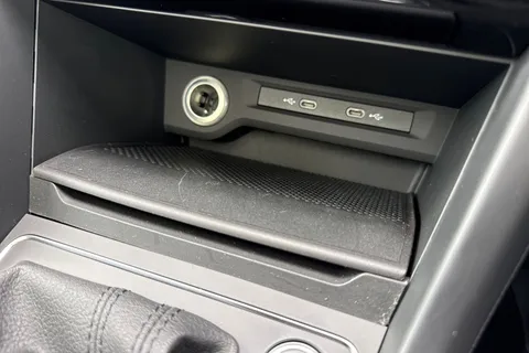 KP75LMY Volkswagen Touran 1.5 TSI EVO Match 5dr DSG⭐Wireless App-Connect, Side airbags, 2nd row of se Thumbnail #42