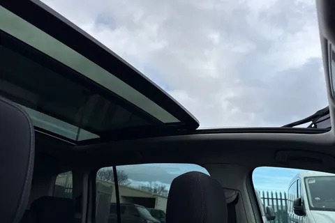 KP75LMY Volkswagen Touran 1.5 TSI EVO Match 5dr DSG⭐Wireless App-Connect, Side airbags, 2nd row of se Thumbnail #48