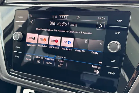 KP75LMY Volkswagen Touran 1.5 TSI EVO Match 5dr DSG⭐Wireless App-Connect, Side airbags, 2nd row of se Thumbnail #50