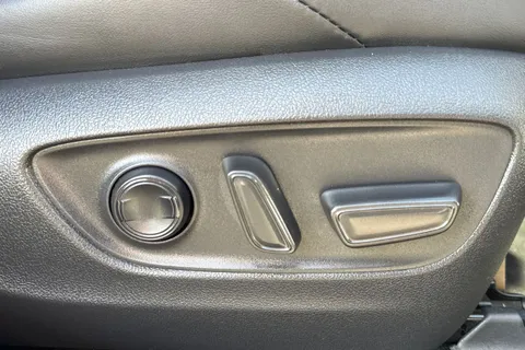 GR55RPR Suzuki Across 2.5 18.1kWh E-CVT 4WD Euro 6 (s/s) 5dr Thumbnail #35