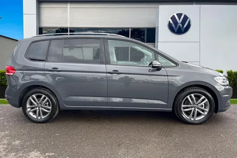 KP75LMX Volkswagen Touran 1.5 TSI EVO Match 5dr DSG ⭐Digital Cockpit Pro, Wireless App-Connect⭐ Thumbnail #4