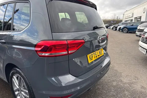 KP75LMX Volkswagen Touran 1.5 TSI EVO Match 5dr DSG ⭐Digital Cockpit Pro, Wireless App-Connect⭐ Thumbnail #9