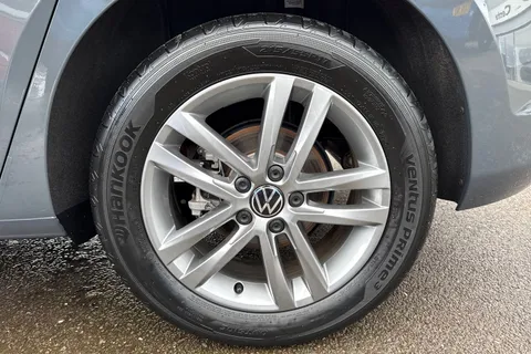 KP75LMX Volkswagen Touran 1.5 TSI EVO Match 5dr DSG ⭐Digital Cockpit Pro, Wireless App-Connect⭐ Thumbnail #12