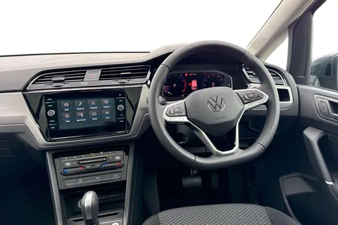 KP75LMX Volkswagen Touran 1.5 TSI EVO Match 5dr DSG ⭐Digital Cockpit Pro, Wireless App-Connect⭐ Thumbnail #19