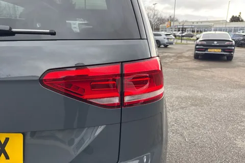 KP75LMX Volkswagen Touran 1.5 TSI EVO Match 5dr DSG ⭐Digital Cockpit Pro, Wireless App-Connect⭐ Thumbnail #27