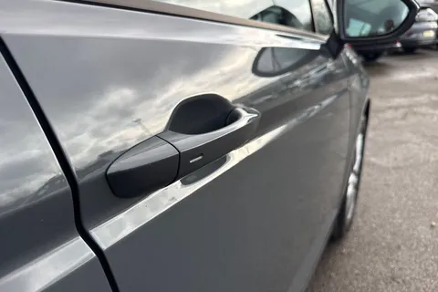 KP75LMX Volkswagen Touran 1.5 TSI EVO Match 5dr DSG ⭐Digital Cockpit Pro, Wireless App-Connect⭐ Thumbnail #32