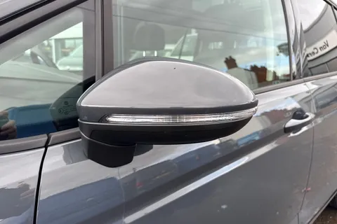 KP75LMX Volkswagen Touran 1.5 TSI EVO Match 5dr DSG ⭐Digital Cockpit Pro, Wireless App-Connect⭐ Thumbnail #35