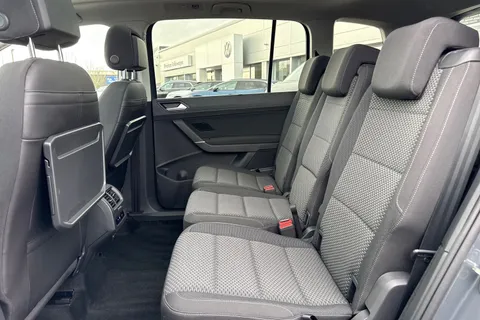 KP75LMX Volkswagen Touran 1.5 TSI EVO Match 5dr DSG ⭐Digital Cockpit Pro, Wireless App-Connect⭐ Thumbnail #37
