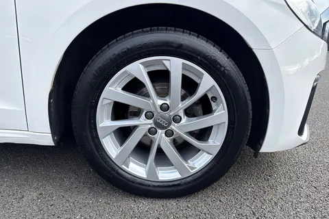 DE20HAX Audi A1 1.0 TFSI 25 Sport Sportback Euro 6 (s/s) 5dr Thumbnail #10