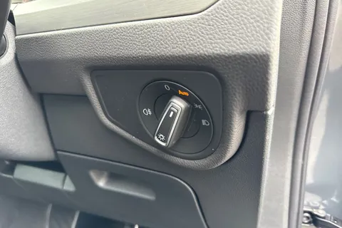 KP75LMX Volkswagen Touran 1.5 TSI EVO Match 5dr DSG ⭐Digital Cockpit Pro, Wireless App-Connect⭐ Thumbnail #42