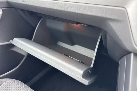 KP75LMX Volkswagen Touran 1.5 TSI EVO Match 5dr DSG ⭐Digital Cockpit Pro, Wireless App-Connect⭐ Thumbnail #47