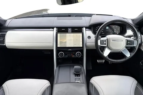 10 of 51 for Land Rover Discovery 3.0 D300 Metropolitan Edition 5dr