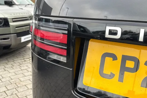 27 of 51 for Land Rover Discovery 3.0 D300 Metropolitan Edition 5dr